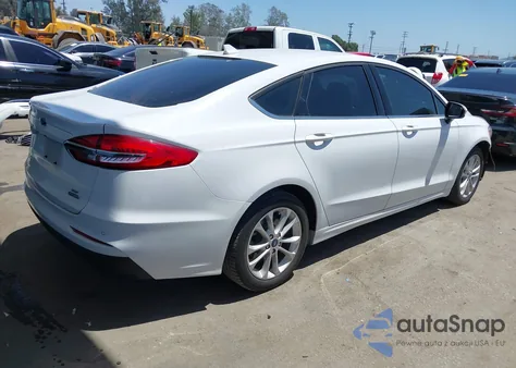 2020 Ford Fusion Hybrid Se из США, поврежденный, VIN 3FA6P0LUXLR253227